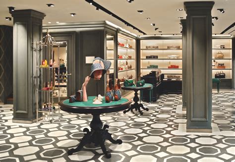 gucci store amsterdam openingstijden|Gucci Amsterdam store.